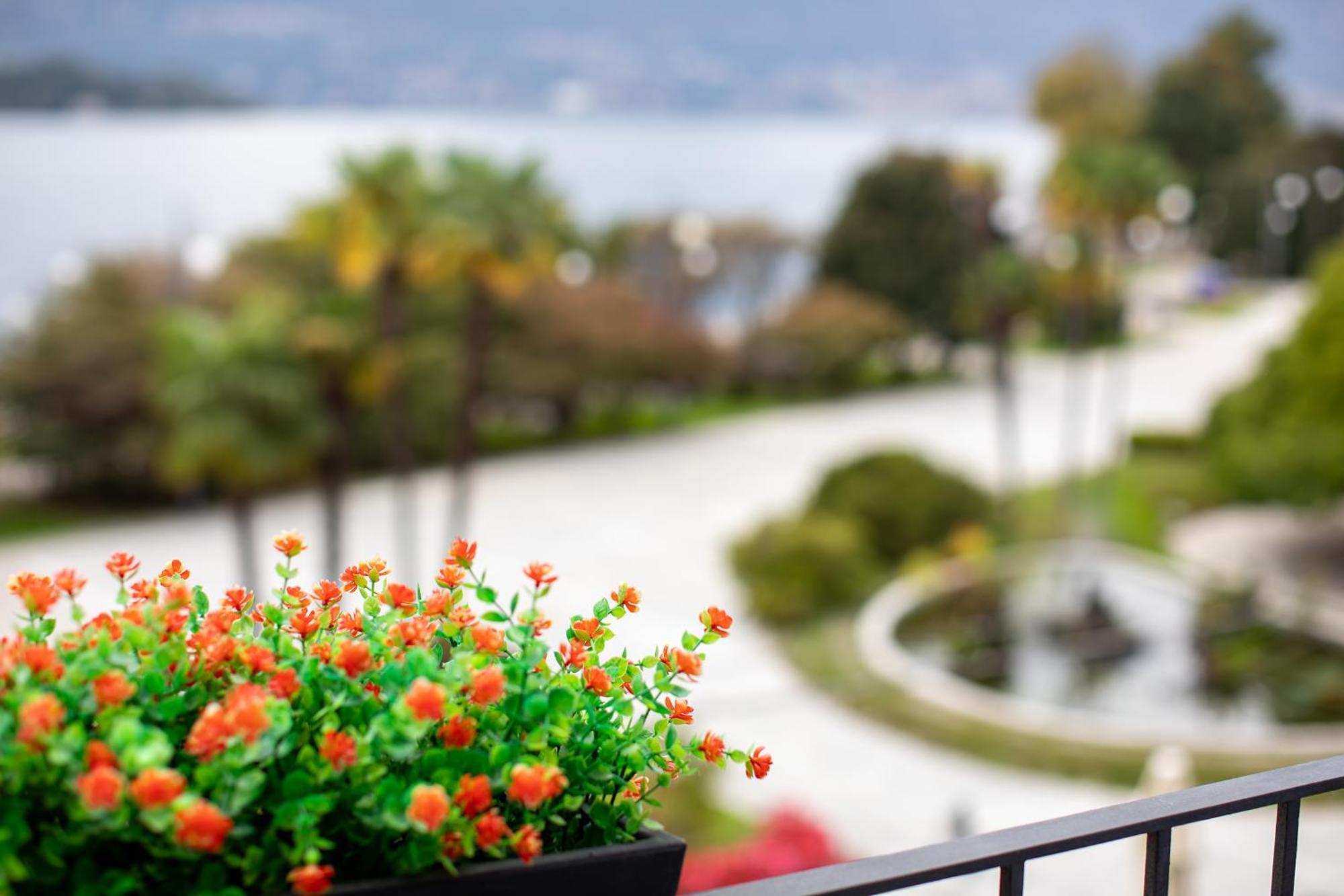Hotel Novara แวร์บาเนีย ภายนอก รูปภาพ